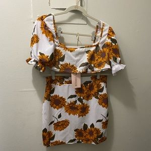 Sunflower crop top & skirt set